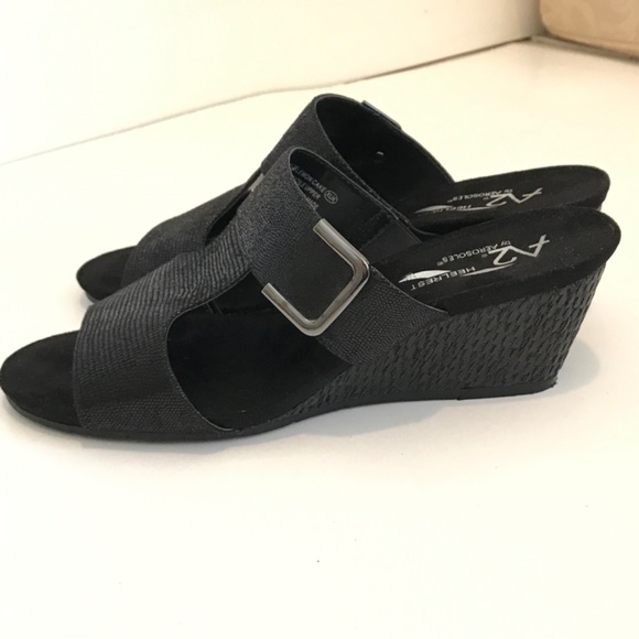 AEROSOLES Wedge Sandals Slip On Black Heel Rest Women’s Size 8.5 - Picture 16 of 16